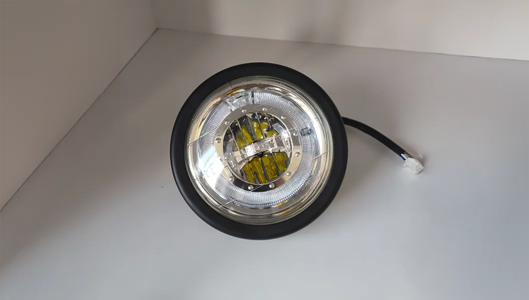 Cidmotorcycle Depot Vente De Moto Bouxwiller Feu Avant Leds